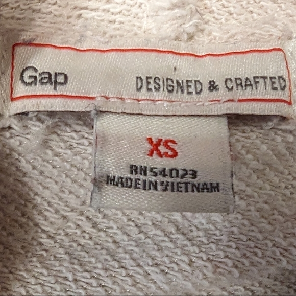 Gap casual top - Picture 2 of 3